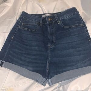Vipones Jean Shorts